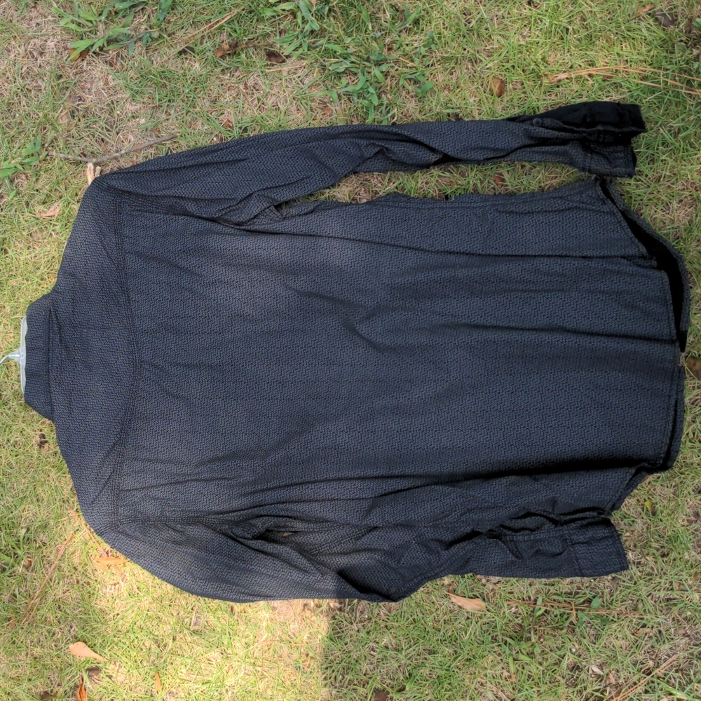 Men's medium black broken threads 100% cotton button up shirt - Picture 2 of 3